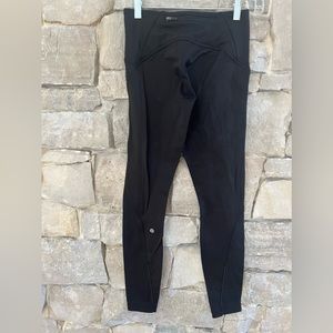 Lululemon fleece lined leggings. Size 6.